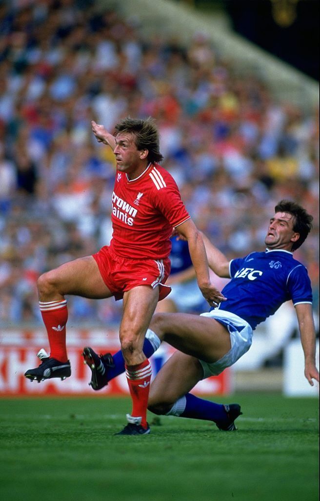 Kenny Dalglish of Liverpool and Kevin Ratcliffe of Everton.