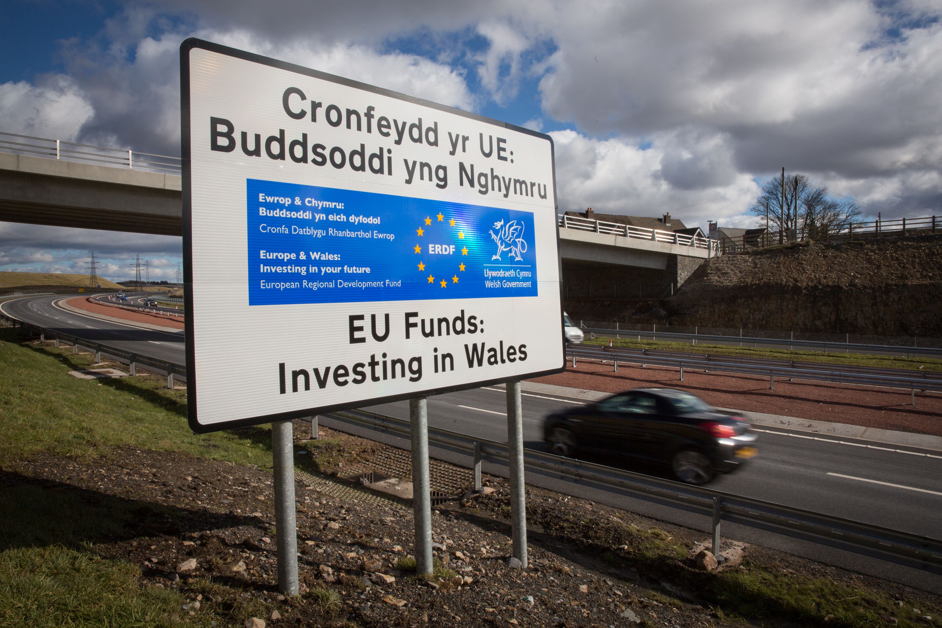 Káº¿t quáº£ hÃ¬nh áº£nh cho Signs EU funds investing in Wales