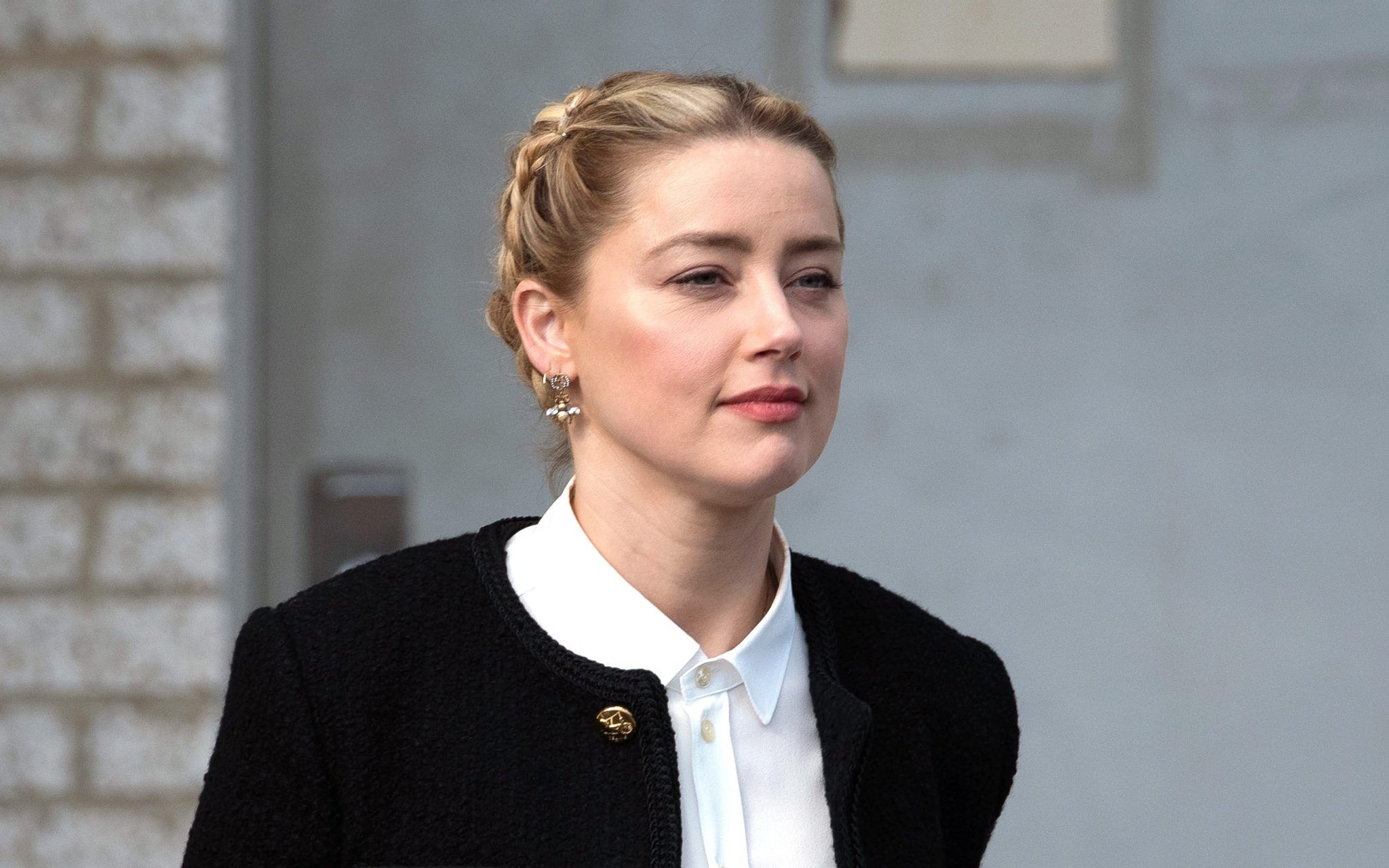 Why don't people believe Amber Heard?