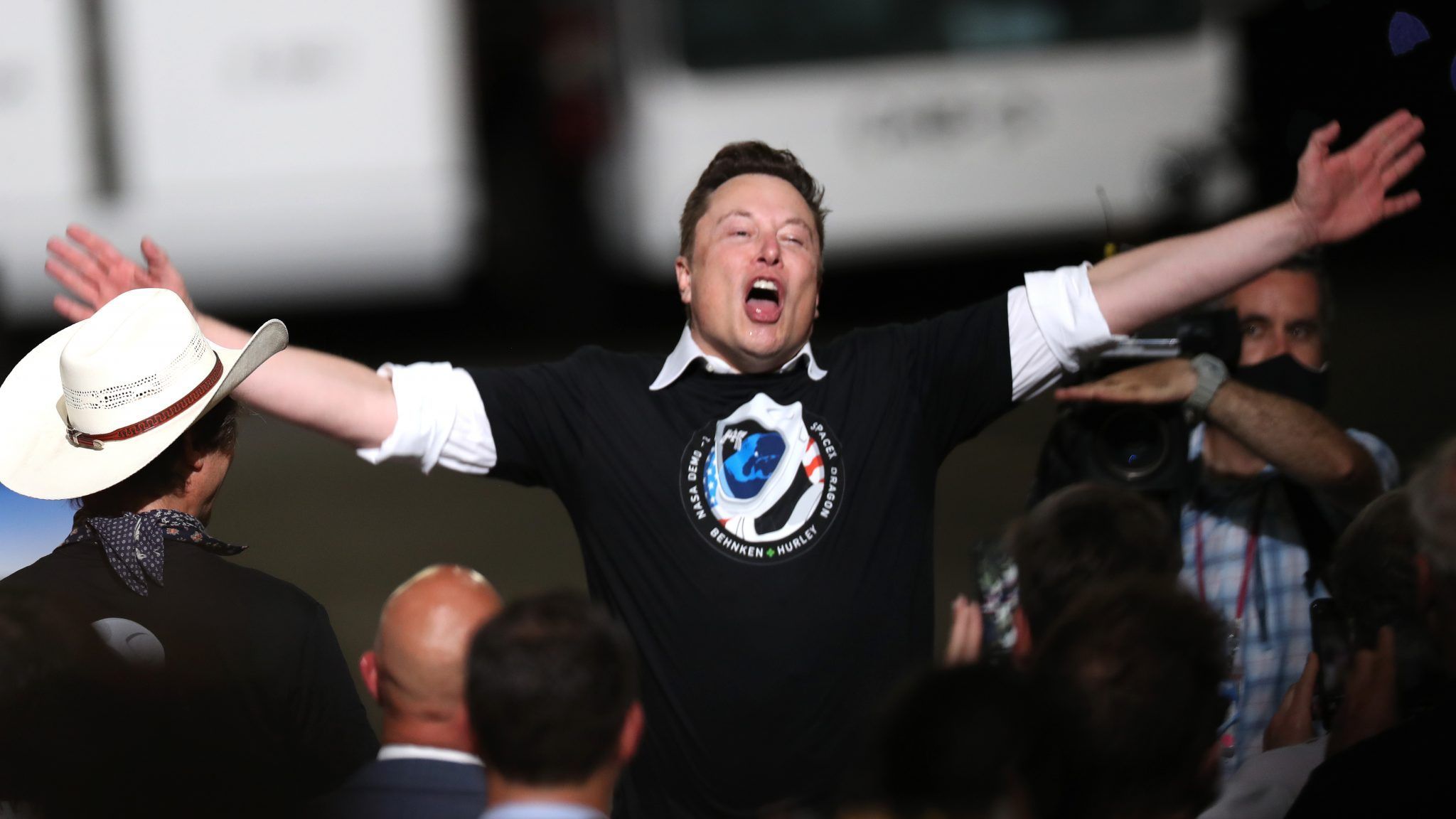 SpaceX staff call Elon Musk an 'embarrassment'