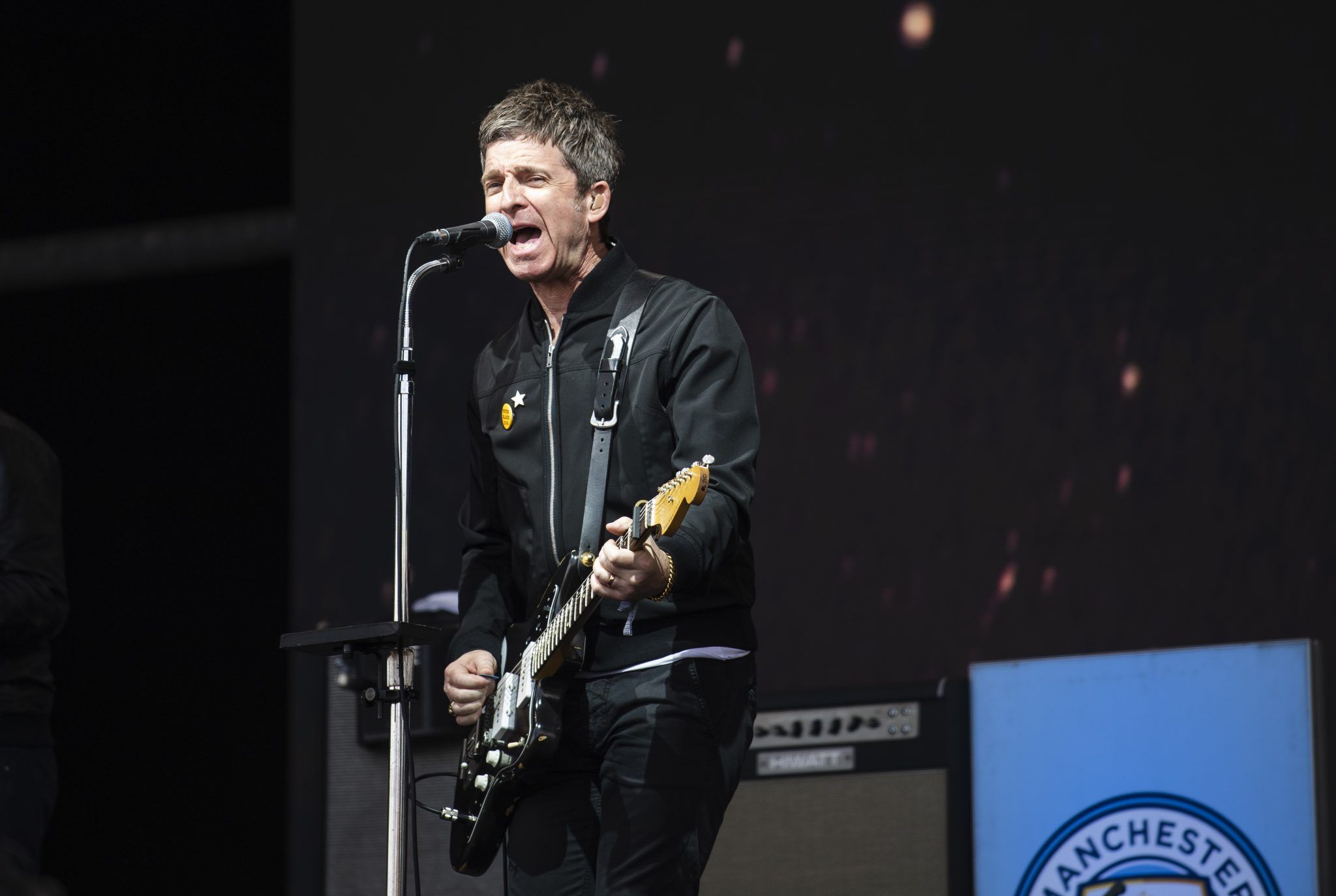Noel Gallagher performs on the Pyramid Stage on day four of Glastonbury Festival 2022 (Photo: Getty)